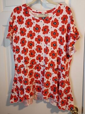 LOGO Lori Goldstein Red Floral Peplum and Ruffle Sleeve Tee